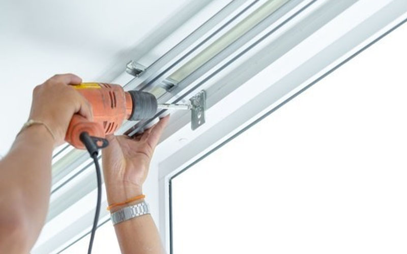 Step-by-Step Guide to Curtain Installation in Abu Dhabi